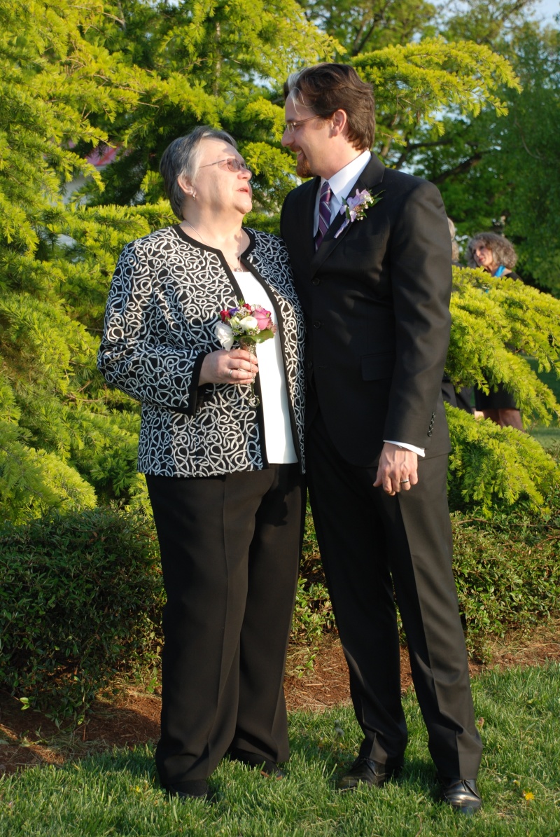 2010/04(April)/Lindsay Andrew Wedding/800x600_2010-04-23-222 Lindsay-Andrew Wedding.jpg